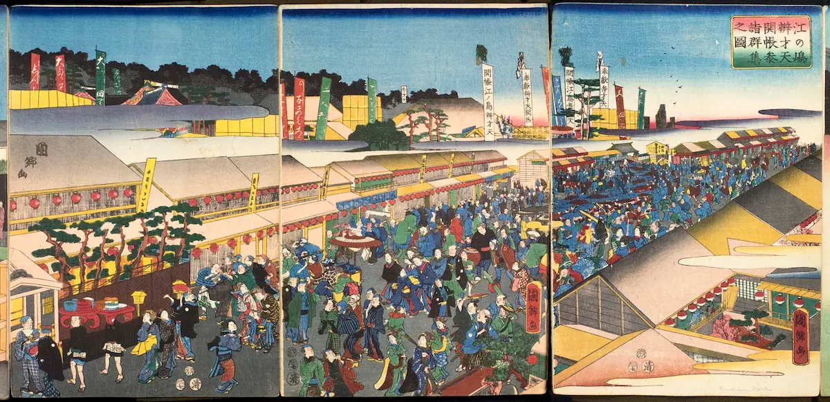 Crowds in a street between rows of houses and shops during Edo Period