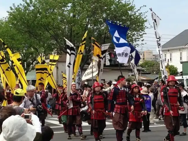 Photo of a group of Hojo enthusiasts in Odawara City's largest festival to honor the Hojo clan